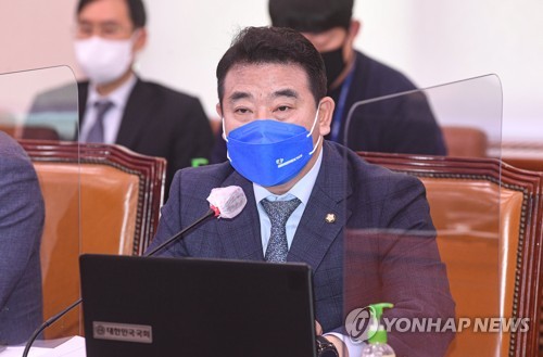 박정 "민주당 팬덤정치에 중도층 염증…내로남불에 국민 실망"