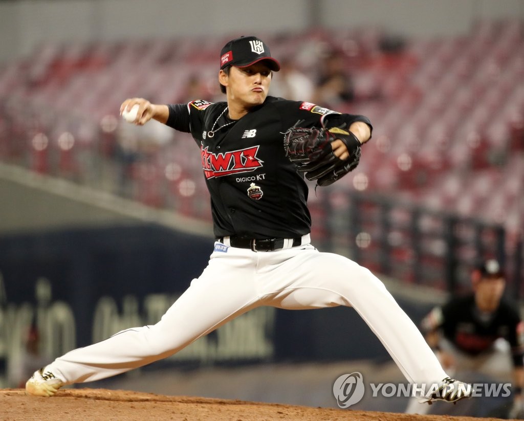 In this file photo from May 12, 2022, Ju Kwon of the KT Wiz pitches against the Kia Tigers during the bottom of the eighth inning of a Korea Baseball Organization regular season game at Gwangju-Kia Champions Field in Gwangju, 270 kilometers south of Seoul. (Yonhap)