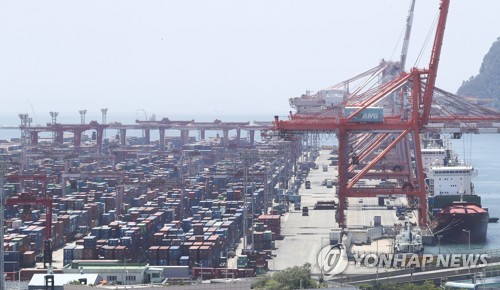 세계 무역 시장에 전쟁·긴축 찬바람…한국은 이미 '비상'