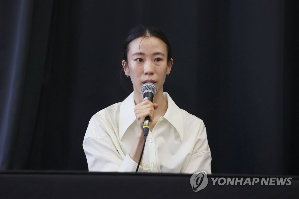 South Korean ballet dancer Park Sae-eun of the Paris Opera Ballet speaks during a press conference in Seoul on July 25, 2022. (Yonhap)