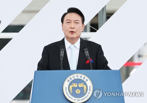 (LEAD) S. Korea calls on N. Korea to respond to economic aid offer