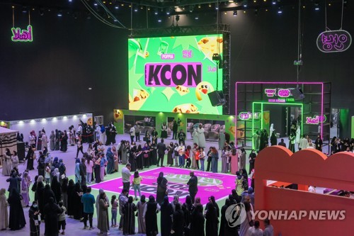 サウジアラビア・リヤドで９月３０日と１０月１日（現地時間）に開催された「ＫＣＯＮ　２０２２　ＳＡＵＤＩ　ＡＲＡＢＩＡ」の様子（ＣＪ　ＥＮＭ提供）＝（聯合ニュース）≪転載・転用禁止≫