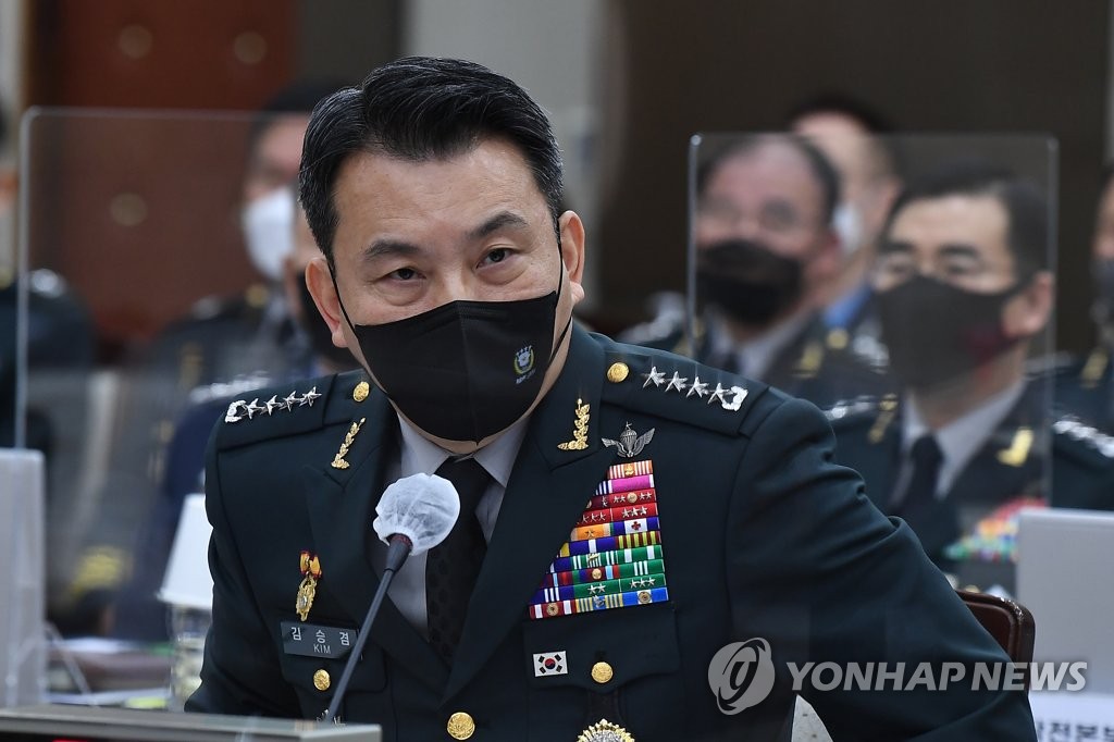 Gen. Kim Seung-kyum, chairman of the Joint Chiefs of Staff (JCS), speaks during a parliamentary audit session at the JCS headquarters in Seoul on Oct. 6, 2022. (Pool photo) (Yonhap)