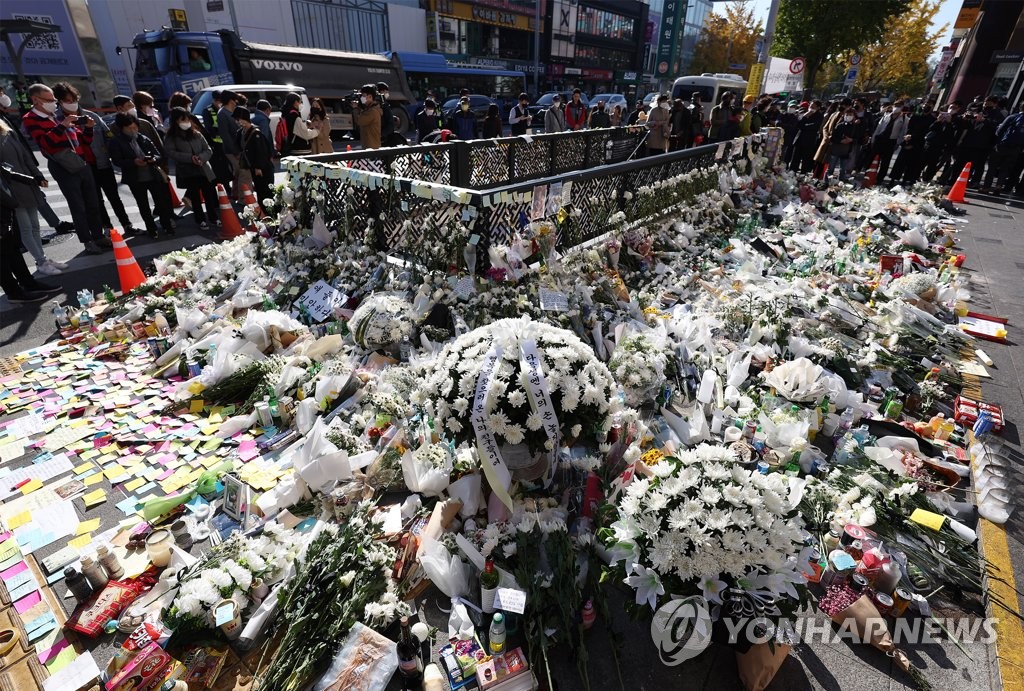 Mourning Halloween victims