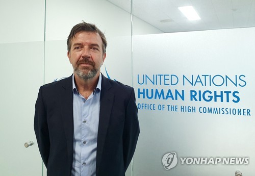 الرئيس الجديد لمكتب الأمم المتحدة لحقوق الإنسان في سيئول يحث كوريا الشمالية على تحسين أوضاع حقوق الإنسان