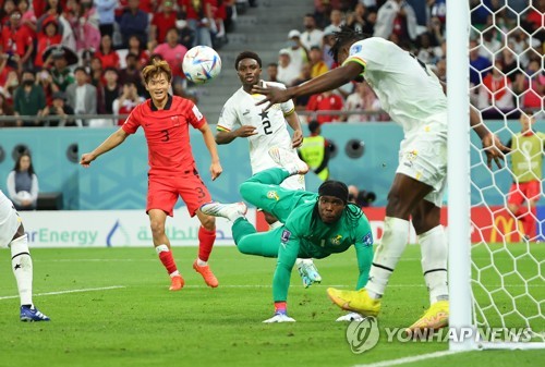 [월드컵] 첫 패배 맛본 김진수 "실점 장면서 판단 잘못해…마음 무거워"