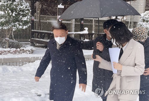 검찰, '금권 선거 혐의' 강임준 군산시장에 당선무효형 구형