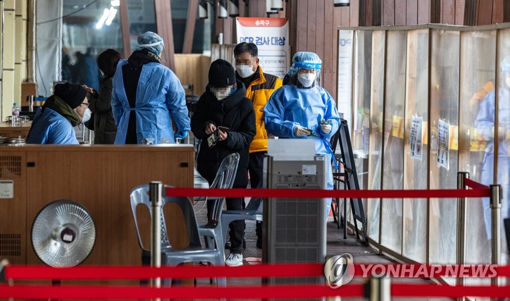 韓国の新規コロナ感染者６．３万人　前週比３千人減＝４日連続で前週下回る