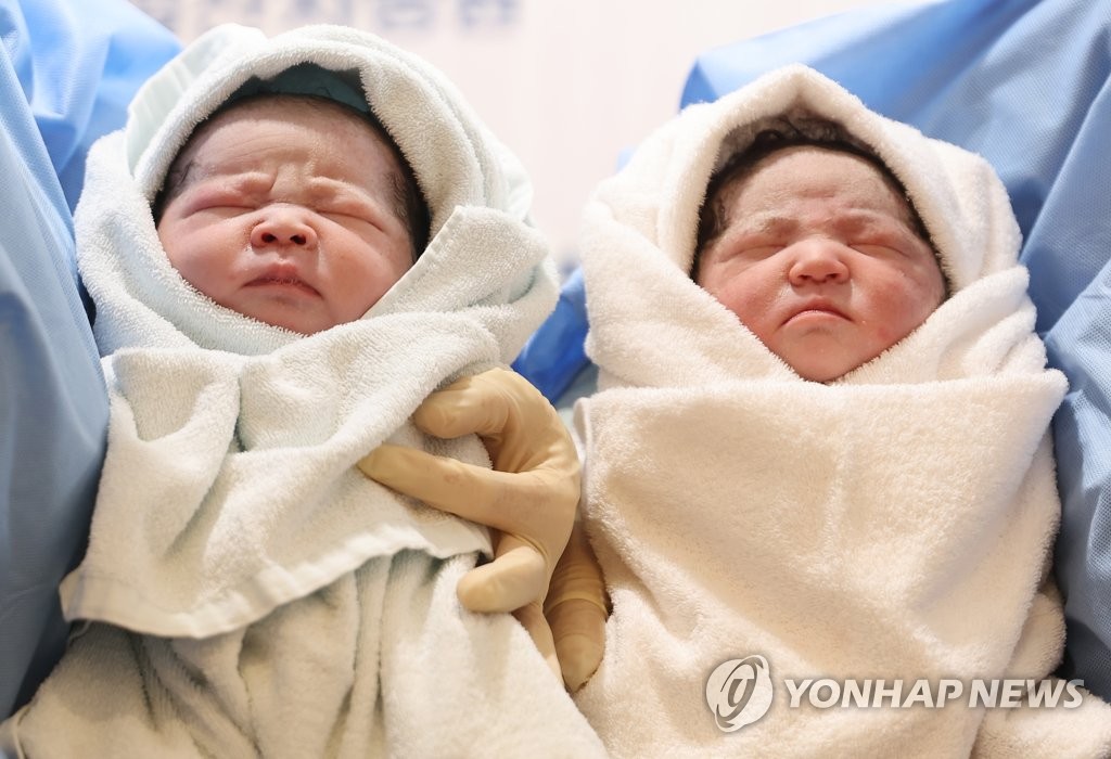 S. Korea's childbirths hit record low in Nov.
