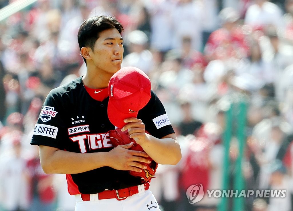 아쉬운 표정의 이의리