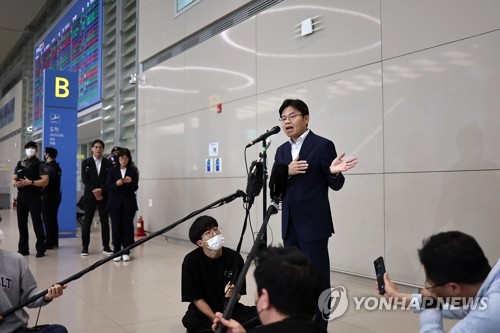 답하는 유국희 후쿠시마 오염수 시찰단장