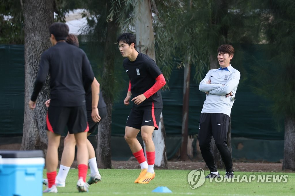 밝은 표정 보이는 김은중 감독