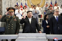 북중러 밀착, 안보 강화속 외교공간 확장으로 대응을