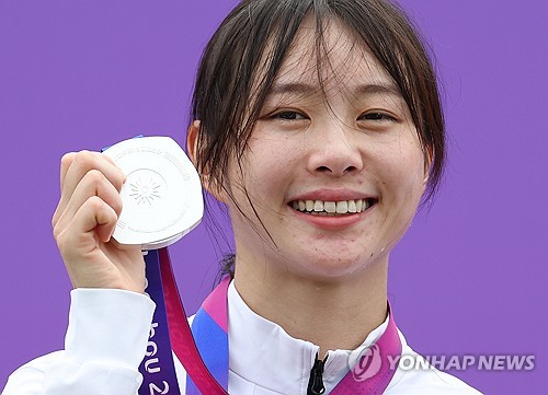 '한국 선수단 첫 메달'…근대5종 김선우, 여자 개인전 은메달
