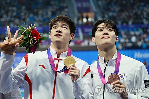 [아시안게임] 중국, 수영 첫날 7개 금메달 싹쓸이…아시아신기록 2개