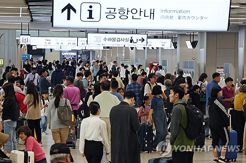 国内線は早くも混雑