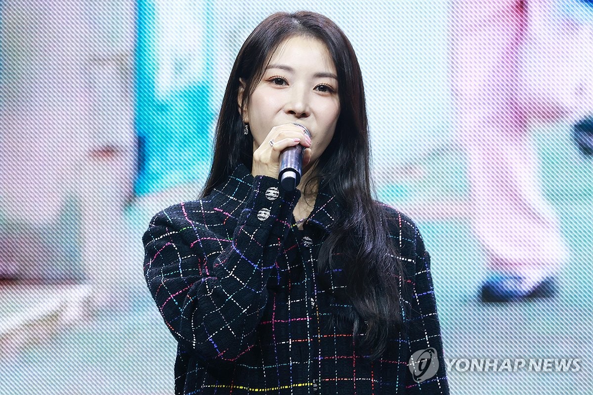서울 시내 곳곳에 가수 보아 모욕 낙서 쓴 30대 검거