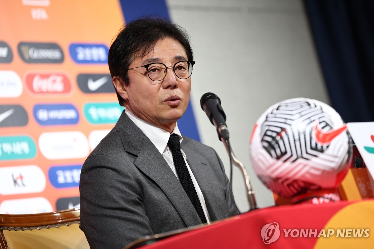 황선홍 감독, 월드컵 아시아 2차 예선 명단 발표