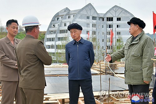 N.K. premier inspects factory construction site