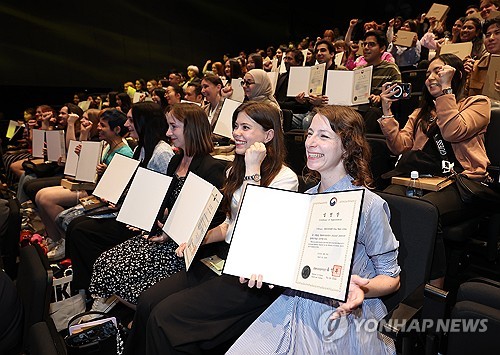 Foreign activists promoting Korean culture