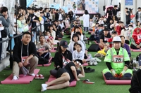 무념무상 고수들의 적막한 한판…멍때리기 10주년 대회 '후끈'