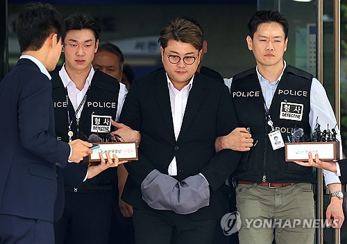 김호중 '음주 뺑소니' 보름 만에 구속…"증거 인멸 염려"
