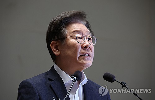 이재명, '쌍방울 대북송금' 기소에 "檢창작 수준 갈수록 떨어져"