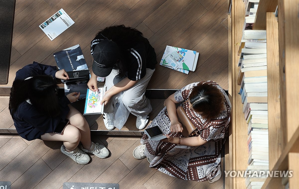 '도서관은 쿨하데이'…창원시, 도서관 여름방학 프로그램 풍성