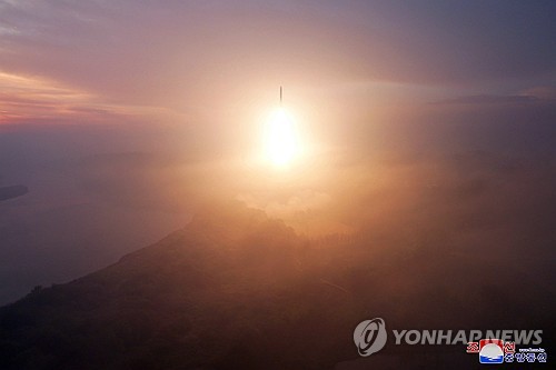 北朝鮮　新型ＩＣＢＭ「火星１９発射に成功」と報道