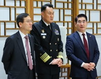 "합찹의장, 작년 6월 무인기 작전 듣고 '초콜릿도 보내라'"