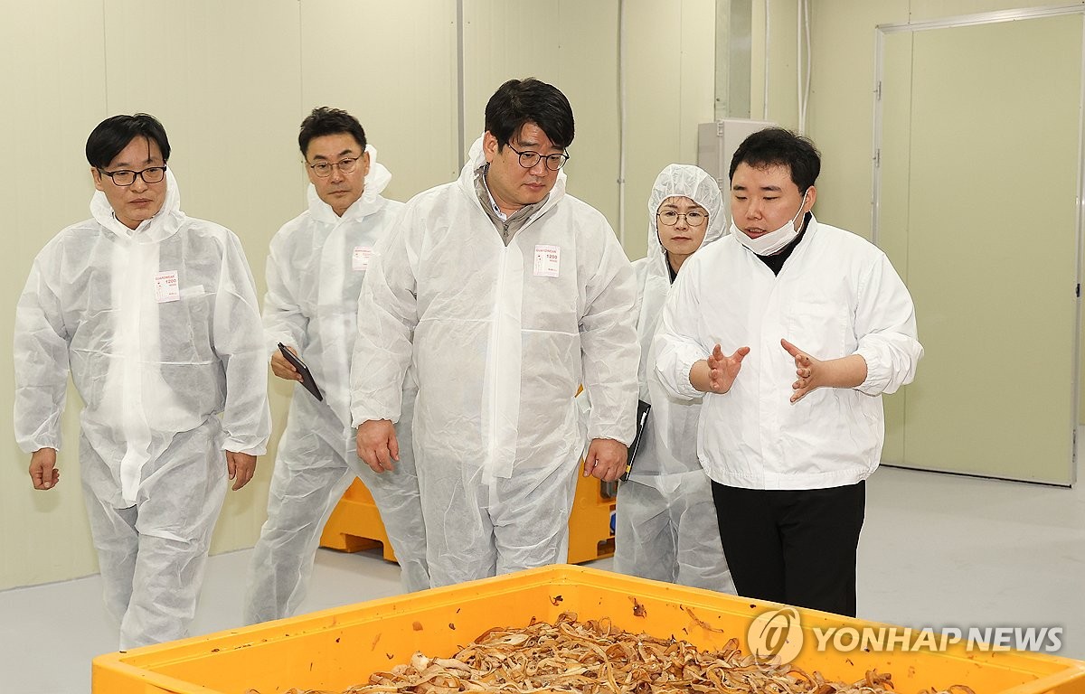 배 석세포 기술 이전 성공! 농촌진흥청장, 혁신적인 기술 현장 방문
