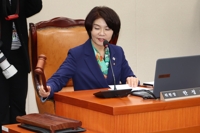 국회 기후위기특위위원장 "온실가스감축 로드맵, 기업의견 경청"