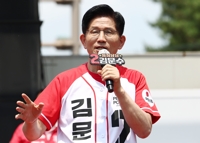 김문수, '이준석 단일화'에 "한뿌리였으니 노력…만날 계획도 추진"