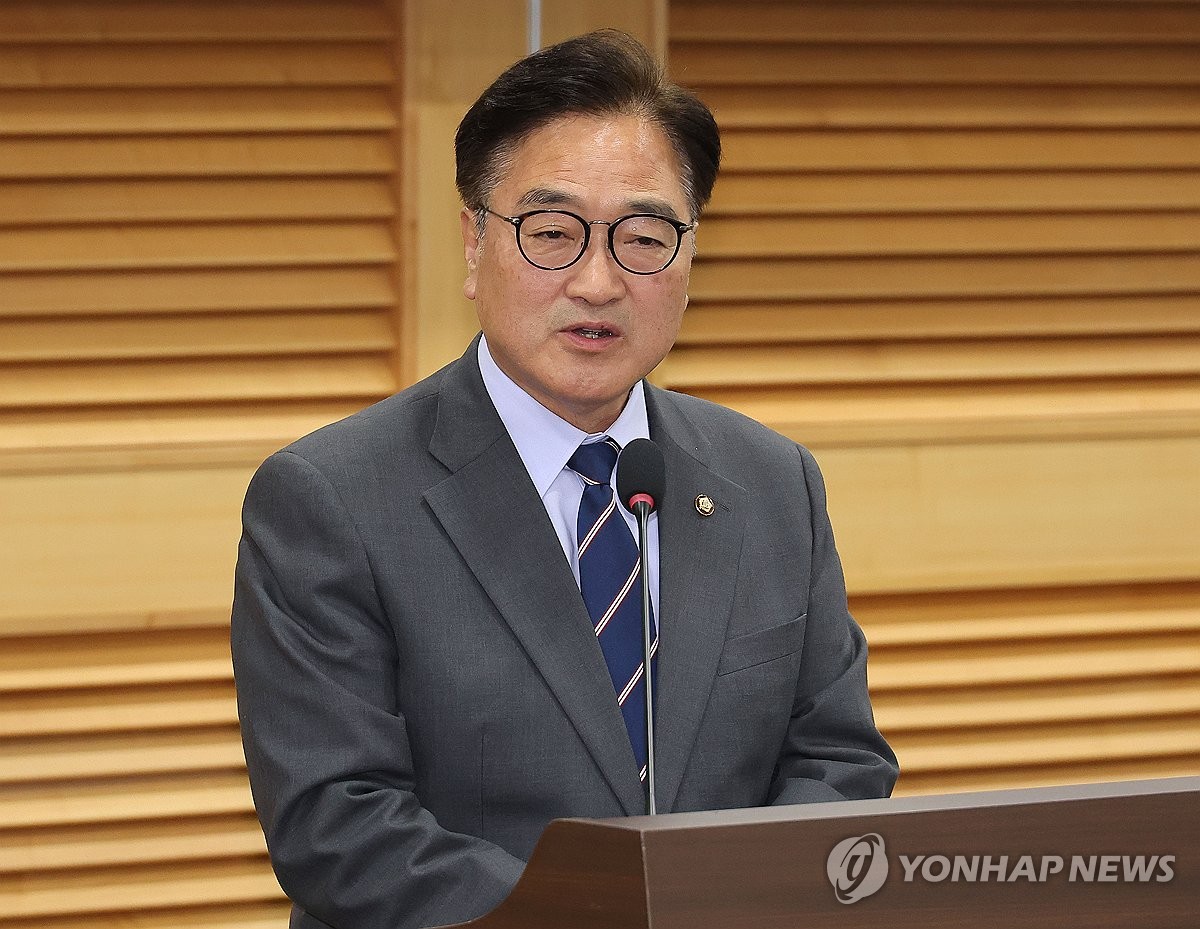 우의장 "김병기 선출 축하…여야 신임 원내대표 자주 만날 것"