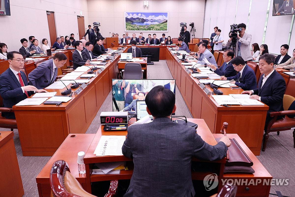 외통위, '한일수교 60주년 기념사업' 등 36억 증액…
