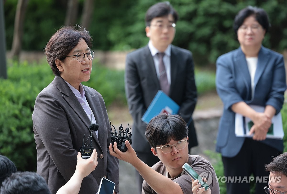정은경 복지장관 후보자 재산 56억원 신고…배우자 평창…