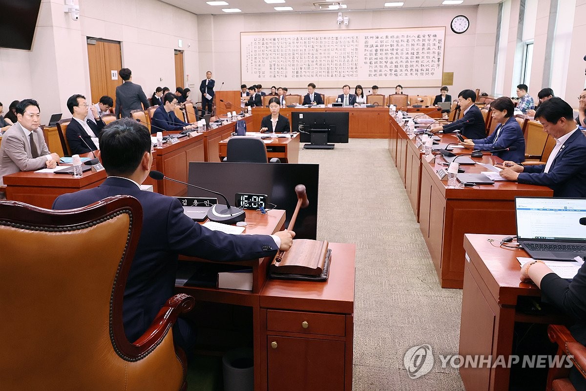 [속보] '3%룰 보완' 상법 개정안 법사위 법안소위 …