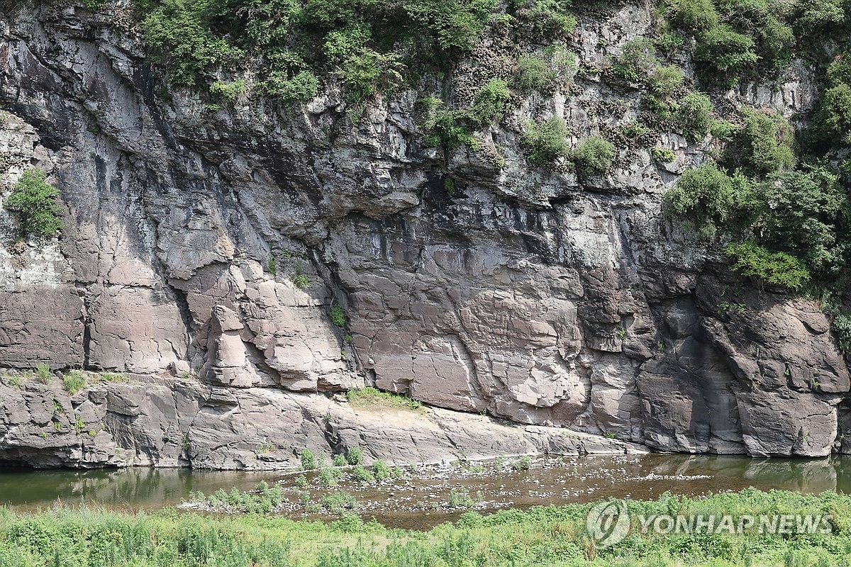 반구대 암각화 전경