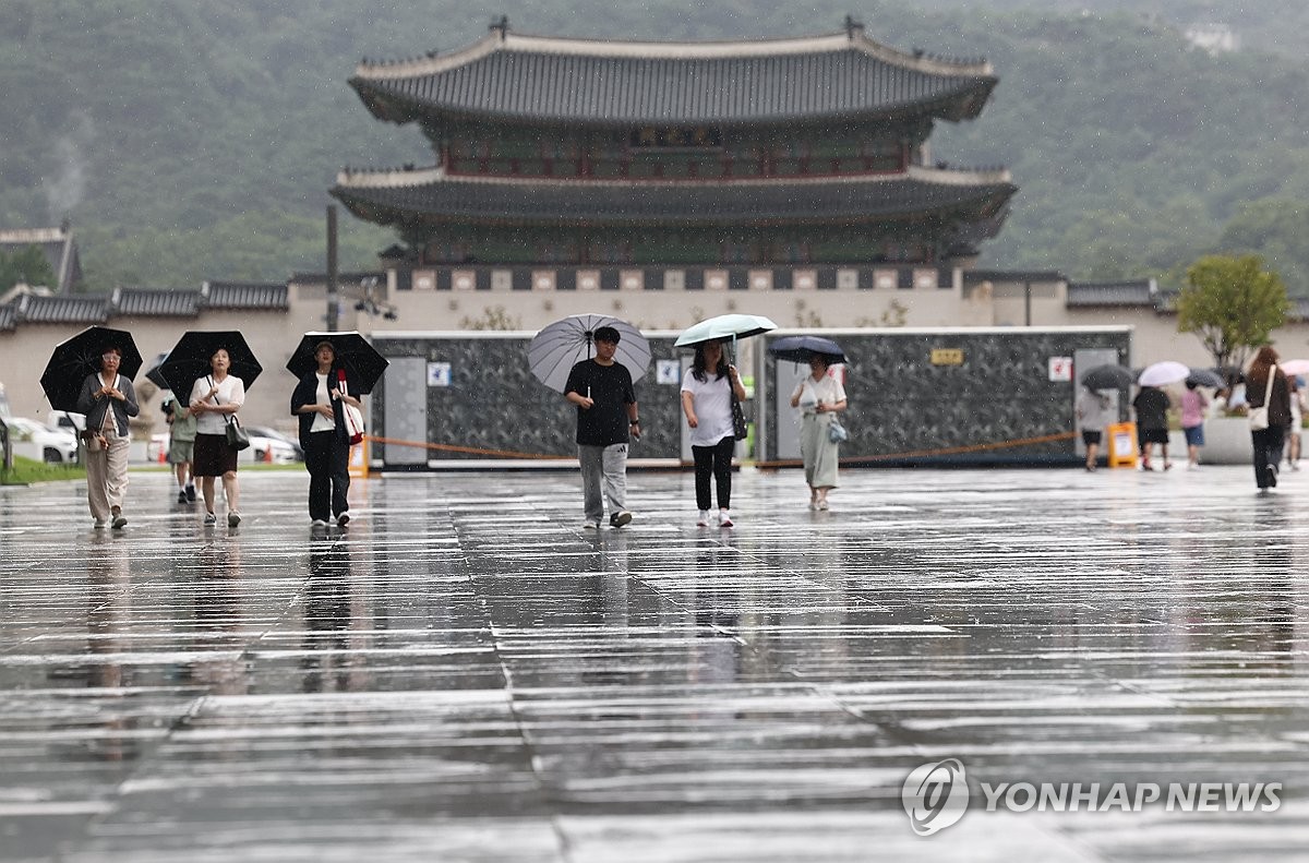 [내일날씨] 전국에 많은 비…남해안·지리산 사흘간 250㎜ 이상 폭우