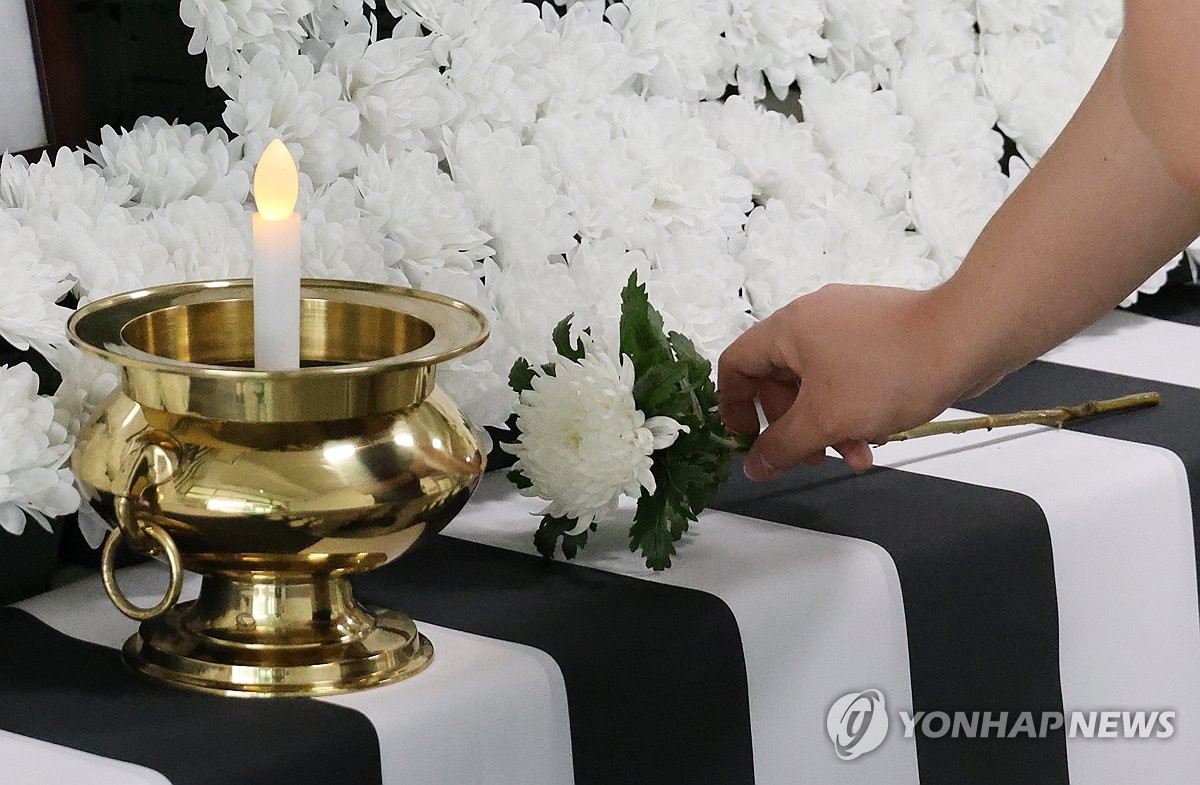 오송참사 2주기 시민분향소 '쓸쓸'…"잊히는 것 같아 …
