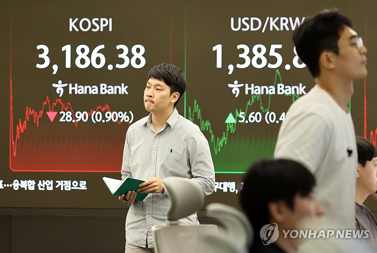 환율, 美 금리인하 기대 약화에 5.5원 오른 1,38…