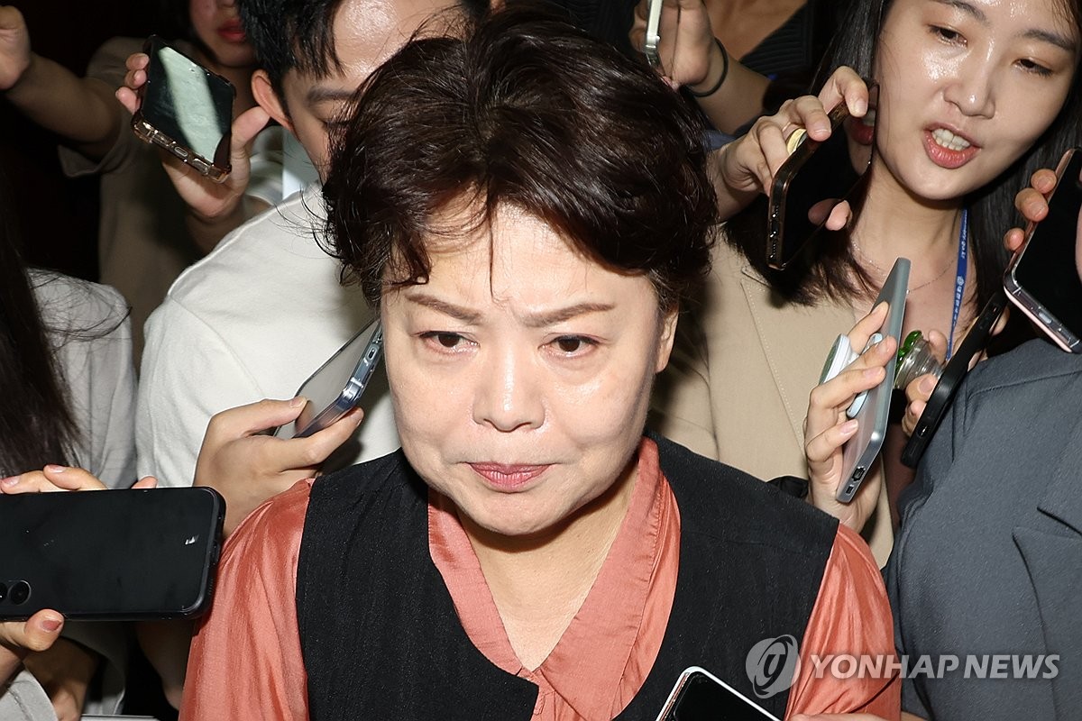 출범 10여일 만에 
