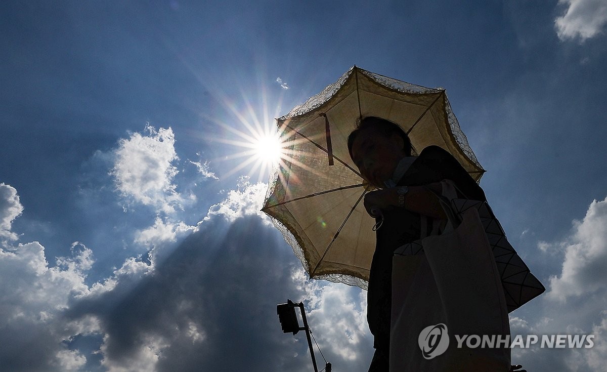 [내일날씨] 푹푹 찐다…서울·대전 한낮 37도