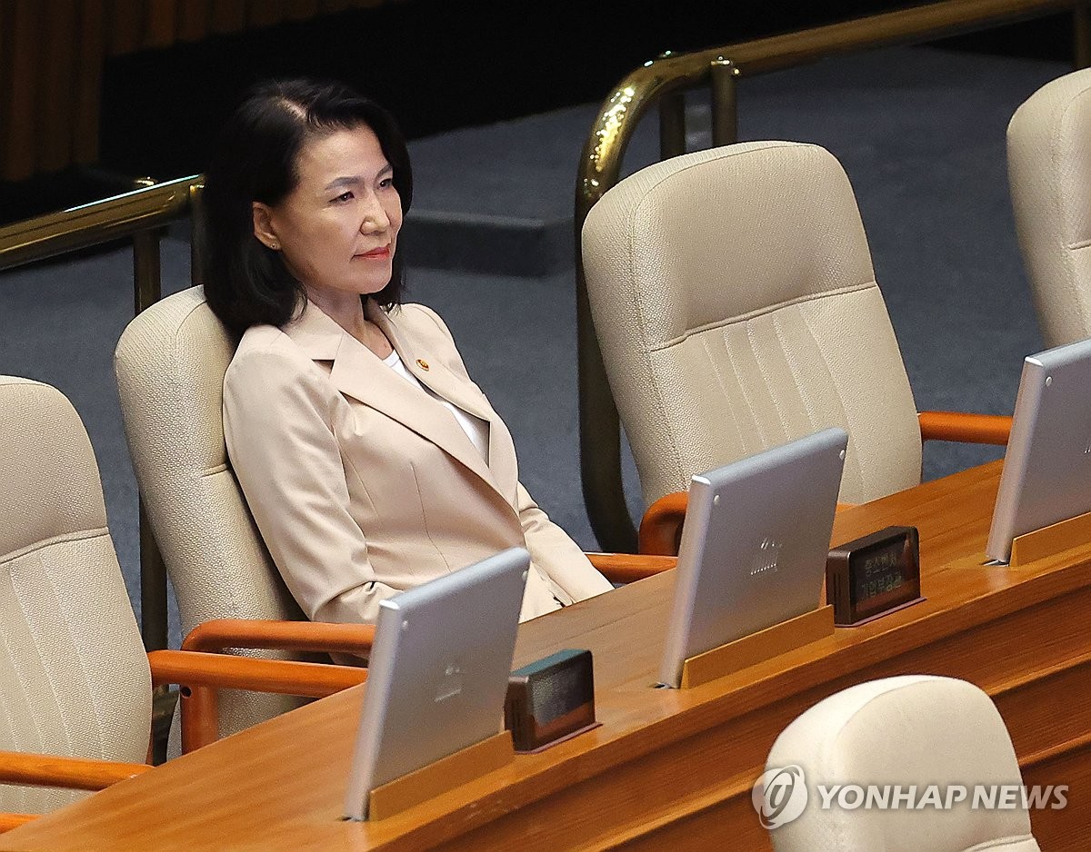 이진숙 방통위원장, 최민희·신정훈·유재성 등 잇단 고소·고발