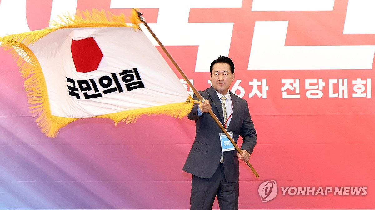초강경 정청래에 강성 반탄 장동혁…여야, 극한의 대결정치 전망