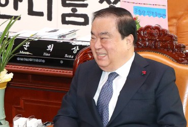 문의장-여야 5당 원내대표 회동…선거제·12월 임시국회 논의