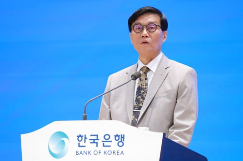 한은총재 "구체적 수도권 부동산 공급안 나와야"