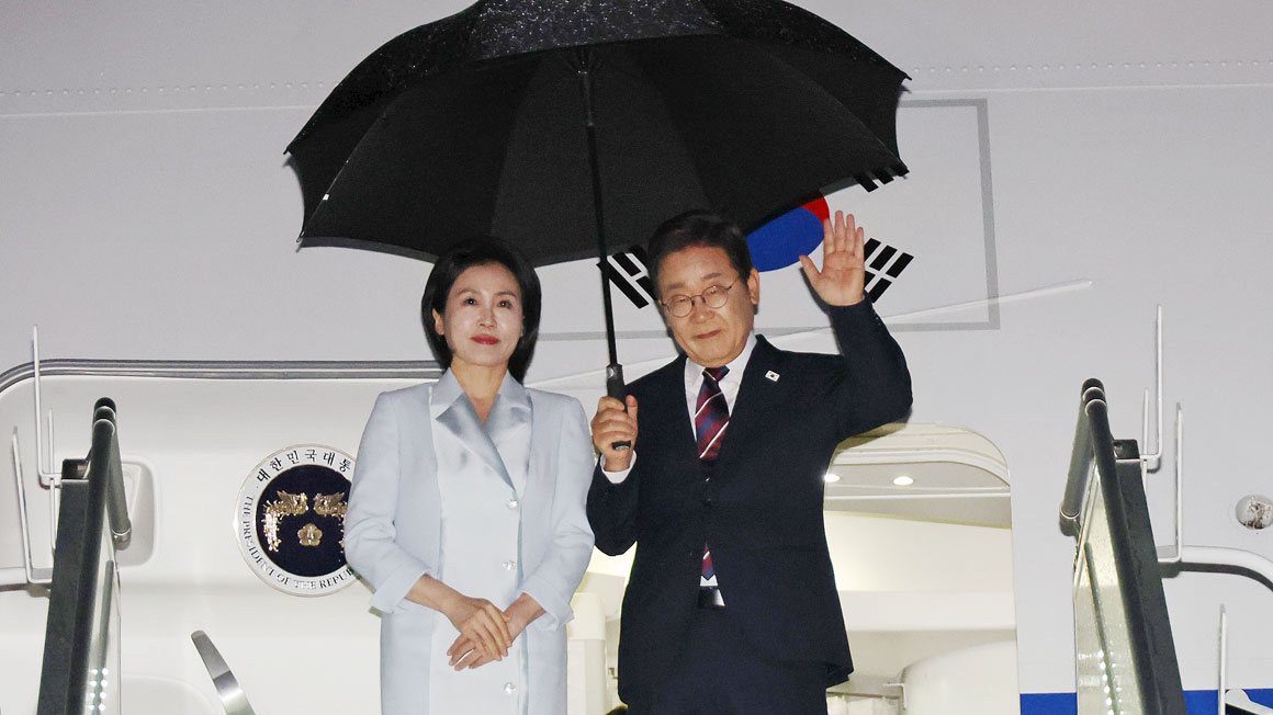 이재명 대통령, G7 일정 마치고 귀국길