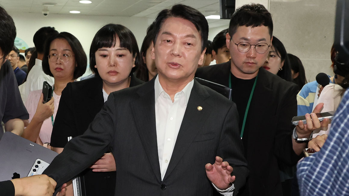 혁신위원장 사퇴, 전대 출마 의사 밝힌 안철수 의원