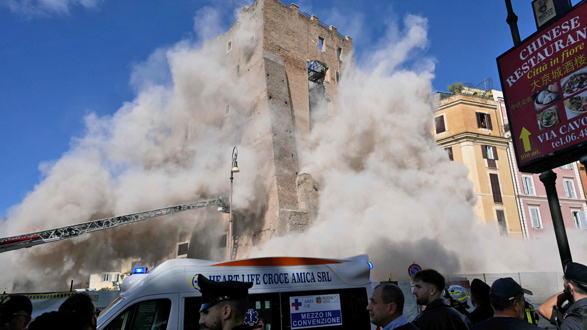 13세기부터 서있던 로마 콘티탑, 보수 공사 중 내부 붕괴